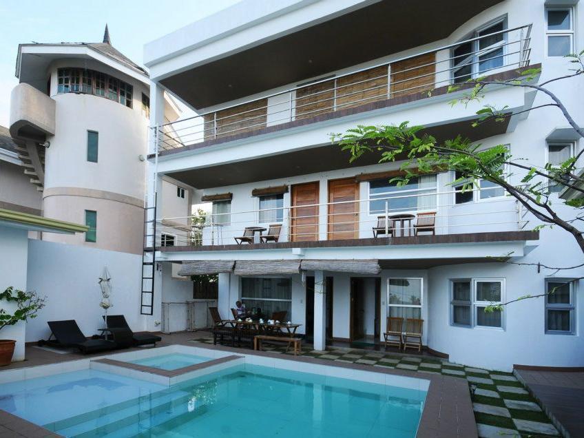 Bluewaves Westcliff Villa Balabag  Kültér fotó