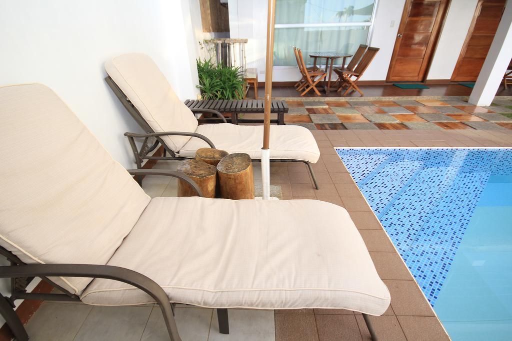 Bluewaves Westcliff Villa Balabag  Kültér fotó