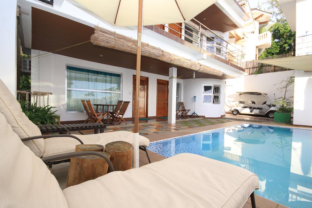 Bluewaves Westcliff Villa Balabag  Kültér fotó